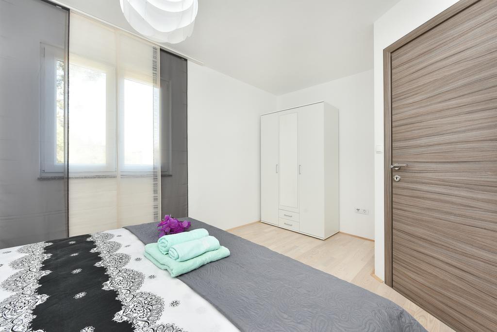 Apartman Kresan Sukošan エクステリア 写真